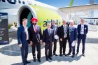 «Airbaltic» pasaulē lielākajā aviācijas izstādē Parīzē prezentē «Bombardier» CS300 lidmašīnu 16