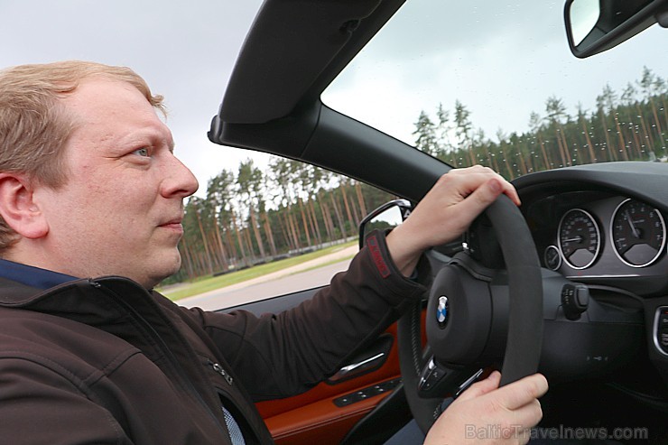 Travelnews.lv ņem aktīvu dalību BMW M pieredzes pasākumā Biķernieku trasē 201393