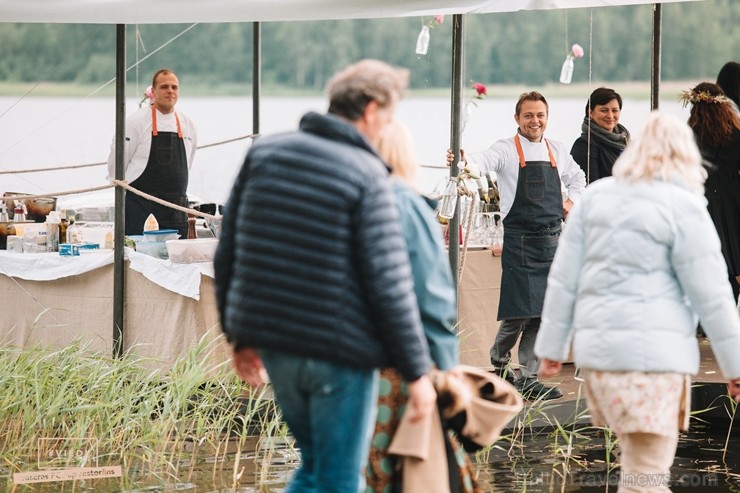 Baltijā pirmo reizi realizēts VAKARS UZ EZERA - jeb vasaras POP-up restorāns Kāla ezerā 201490