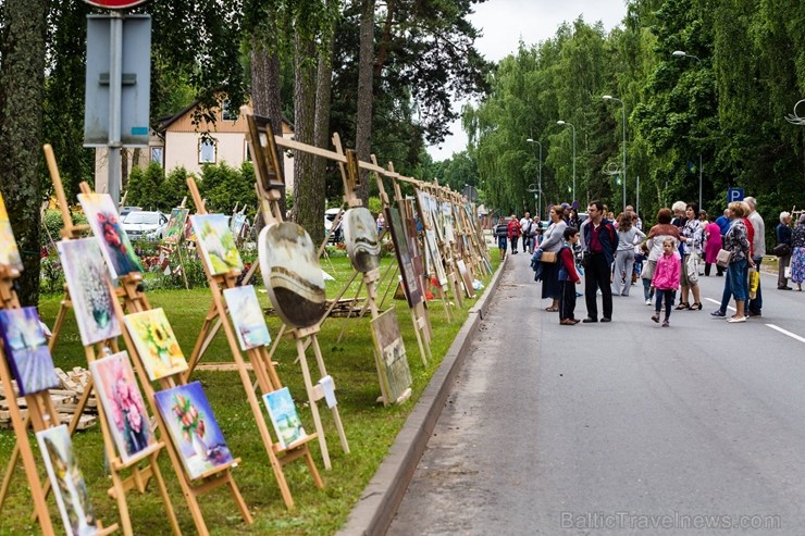 Saulkrastos ģimeniski un sportiski aizvadīti pilsētas svētki 201709