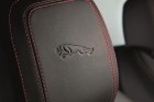 Prezentēts jaunākais Jaguar modelis «E-PACE» 40