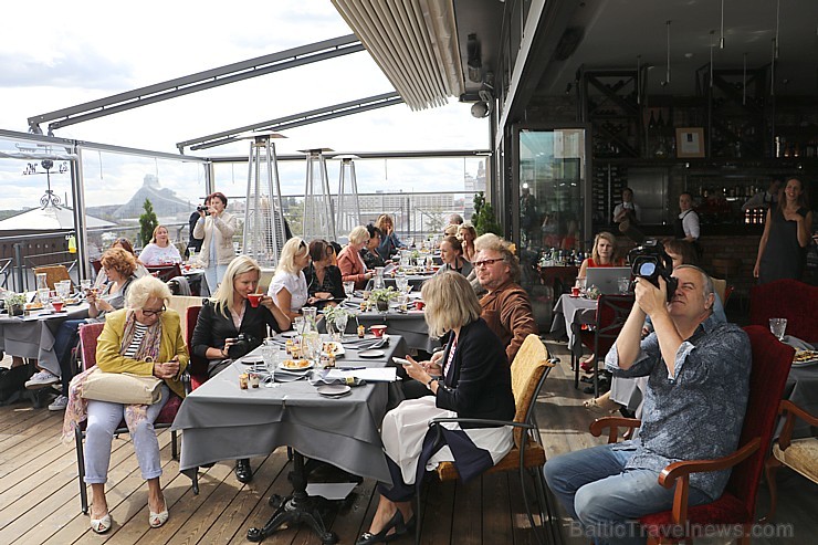 Plašākā pārtikas izstāde Baltijas valstīs «Riga Food 2017» prezentējas presei restorānā «Gutenbergs» Plašākā pārtikas izstāde Baltijas valstīs «Riga Food 2017» prezentējas presei restorānā «Gutenbergs» 205622