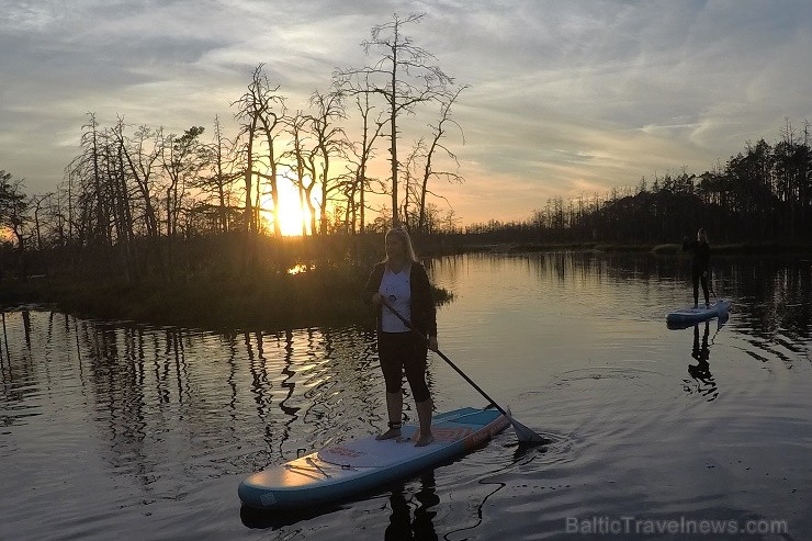 Travelnews.lv izbauda SUP saulrieta piedzīvojumu Cenas tīrelī 205851