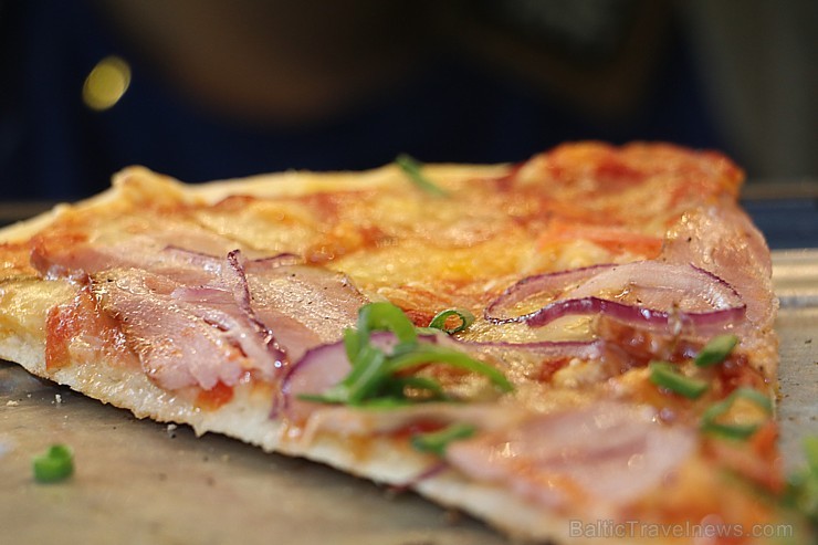 Mēbeļu namā tiek atklāta picēriju tīkla «Pica Lulū» jaunā ēstuve 205998