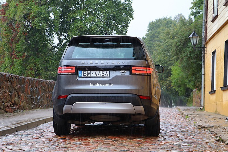 Travelnews.lv ar jauno Land Rover Discovery dodas pusdienot uz Rūmenes kafejnīcu 207155
