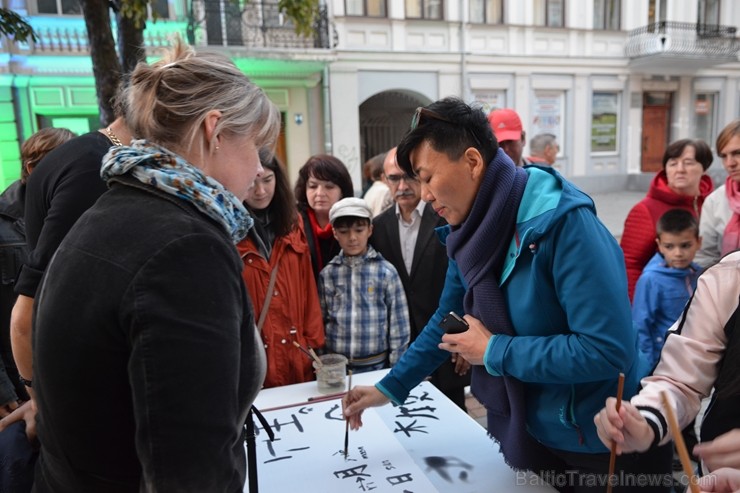 Daugavpilī  aizvadīti Rīgas ielas svētki, kas šogad tika veltīti pastam 207302