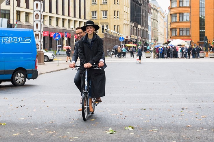 «Ar velo uz darbu» dienā simtiem rīdzinieku izvēlas divriteni 207358