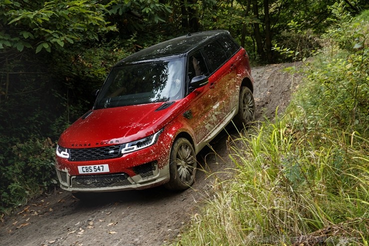Daudzi autoceļotāji ir pamanījuši jauno Range Rover Sport 208307