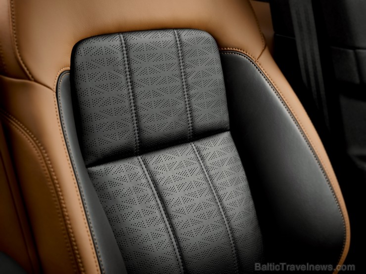 Daudzi autoceļotāji ir pamanījuši jauno Range Rover Sport 208317