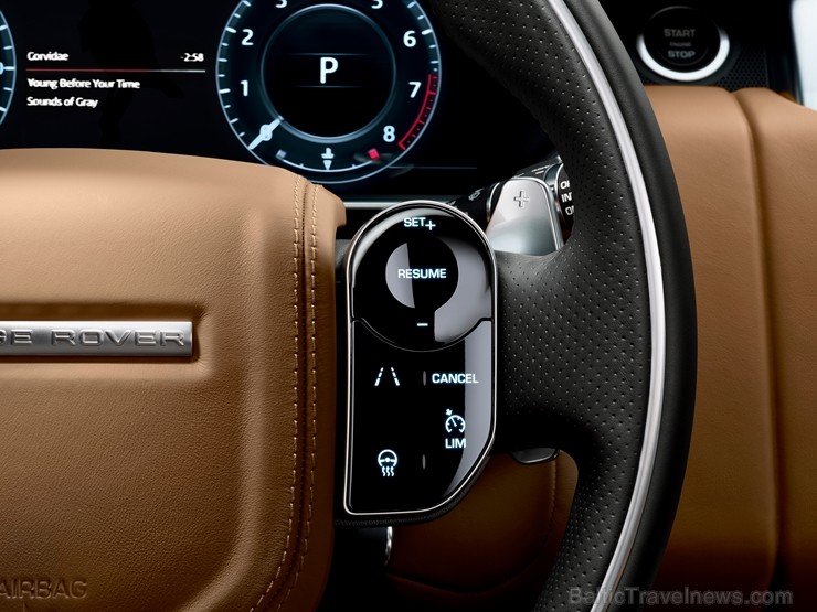 Daudzi autoceļotāji ir pamanījuši jauno Range Rover Sport 208318