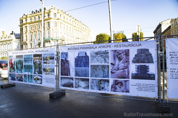 Rīgā svinīgi atklāts restaurētais Brīvības piemineklis 209220