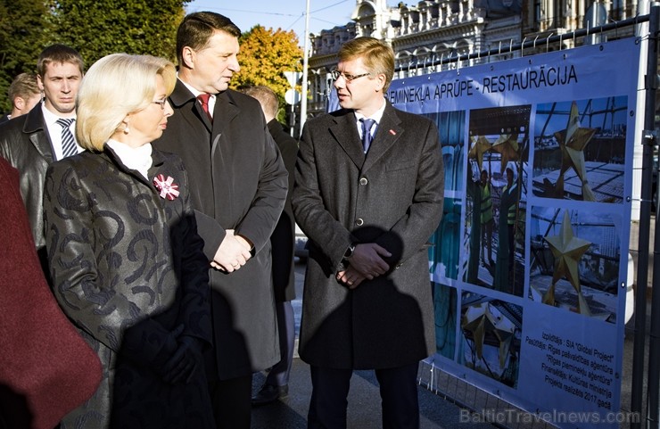 Rīgā svinīgi atklāts restaurētais Brīvības piemineklis 209230