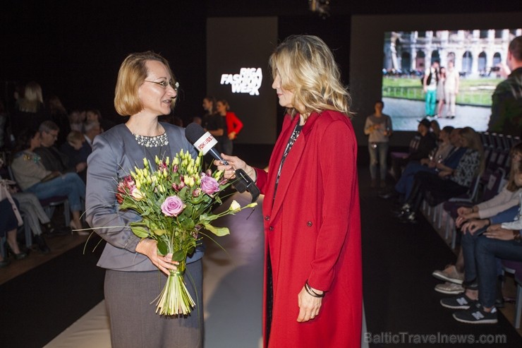 Rīgā pilnā sparā norisinājas «Riga Fashion Week 2017» 209883