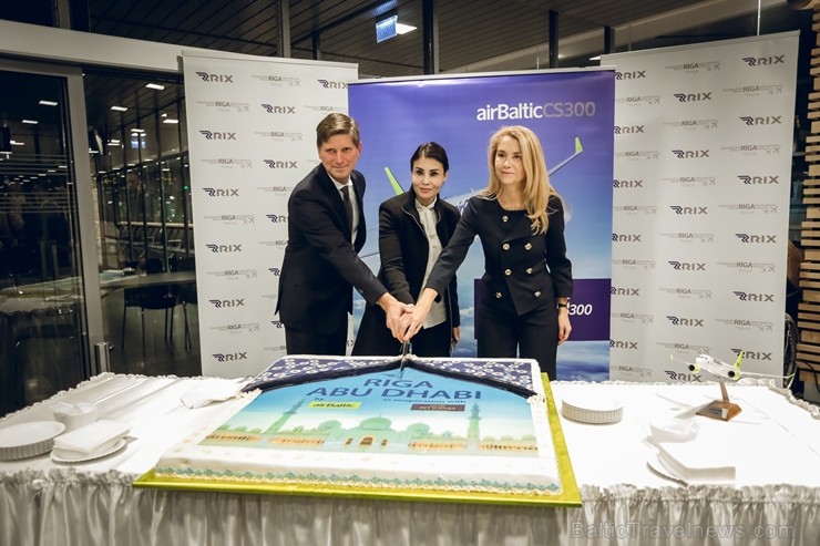 airBaltic svinīgi uzsācis lidojumus no Rīgas uz Abu Dabī