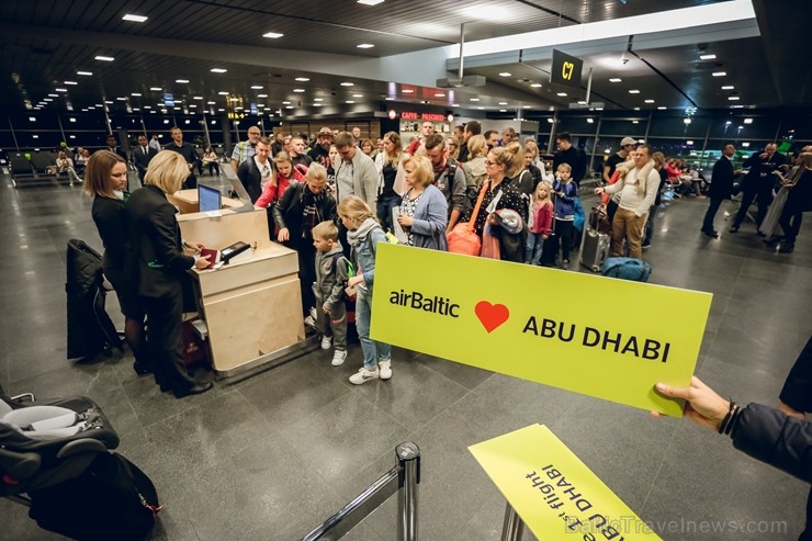 airBaltic svinīgi uzsācis lidojumus no Rīgas uz Abu Dabī