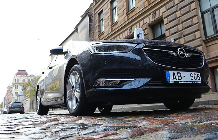 Travelnews.lv apceļo rudenīgo Latviju ar jauno, ekonomisko un ietilpīgo Opel Insignia Sport Tourer Travelnews.lv apceļo rudenīgo Latviju ar jauno, ekonomisko un ietilpīgo Opel Insignia Sport Tourer 210008