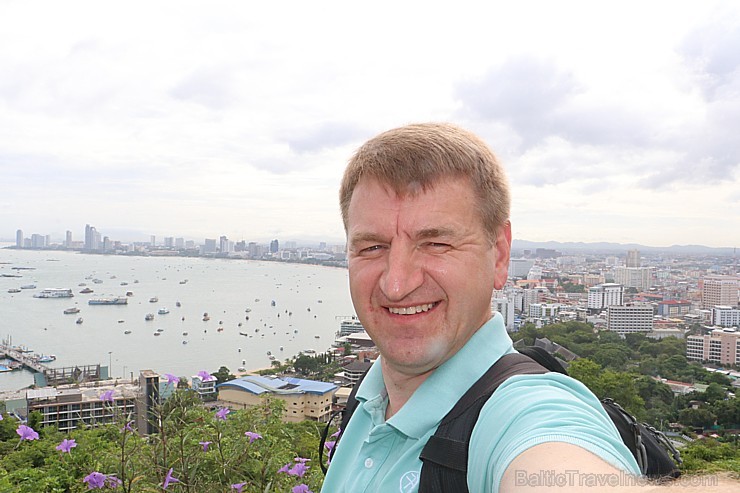 Travelnews.lv kopā ar «365 brīvdienas» un «Turkish Airlines» apmeklē Pataijas akmens parku un krokodilu fermu Travelnews.lv kopā ar «365 brīvdienas» un «Turkish Airlines» apmeklē Pataijas akmens parku un krokodilu fermu 210883