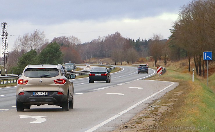 Travelnews.lv dodas uz Lūznavas muižu Latgalē ar jauno krosoveru Renault Kadjar dCi 130 4x4