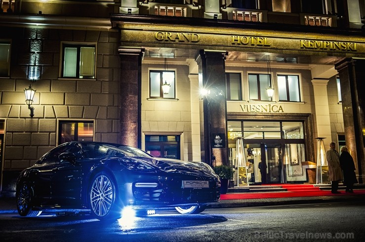 Rīgā oficiāli atklāj jaunu 5 zvaigžņu viesnīcu «Grand Hotel Kempinski Riga» 211887
