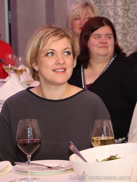 Somijas lidsabiedrības «Finnair» iepazīstina Latvijas tūrisma aģentus ar īstu Ziemassvētku vecīti Somijas lidsabiedrības «Finnair» iepazīstina Latvijas tūrisma aģentus ar īstu Ziemassvētku vecīti 212434