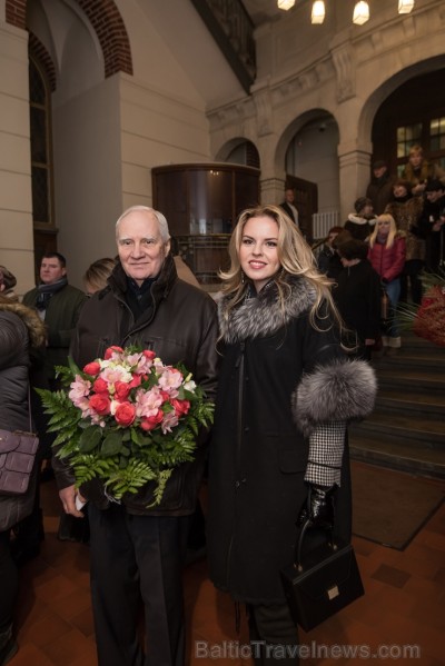 Rīgā izskan tradicionālais Ineses Galantes Ziemassvētku koncerts 213422