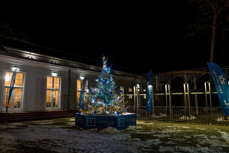 Ar trim krāšņiem koncertiem Dzintaru koncertzālē ieskandināts trešais Ziemassvētku festivāls