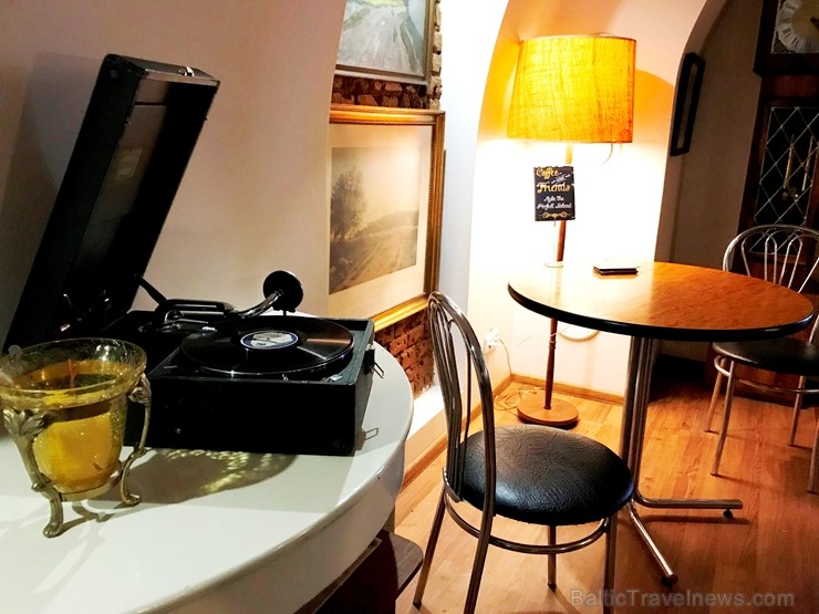 Daugavpilī atver pirmo retro kafejnīcu «Ēdnīca Nr.1»
