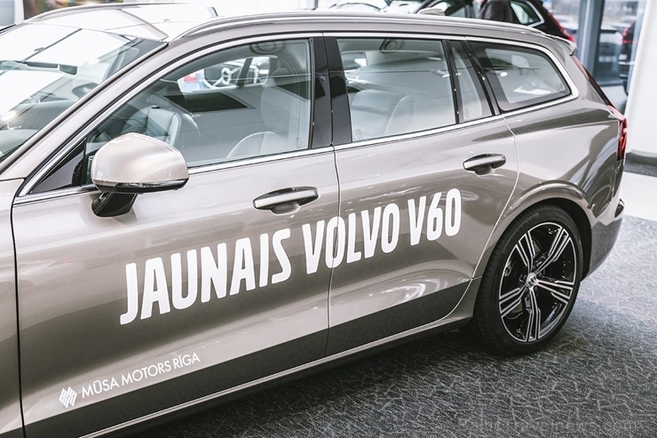 Latvijā 12.03.2018. tiek prezentēts jaunais un elegantais Volvo V60 Foto: balticpictures.lv 218758