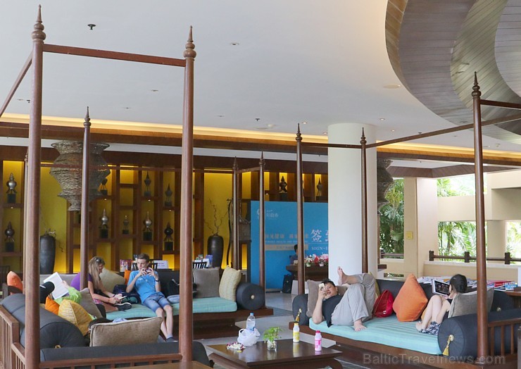 Travelnews.lv kopā ar «365 brīvdienas» un «Turkish Airlines» iepazīst Puketas salas viesnīcu «Mövenpick Resort & Spa Karon Beach Phuket» 218815
