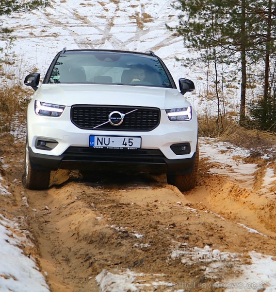 Travelnews.lv ar jauno «Volvo XC40» apceļo Vidzemi un Siguldu