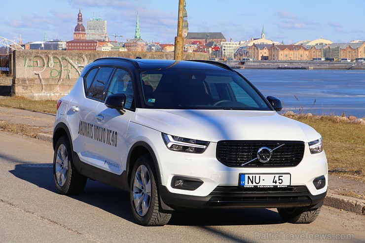 Travelnews.lv ar jauno «Volvo XC40» apceļo Vidzemi un Siguldu