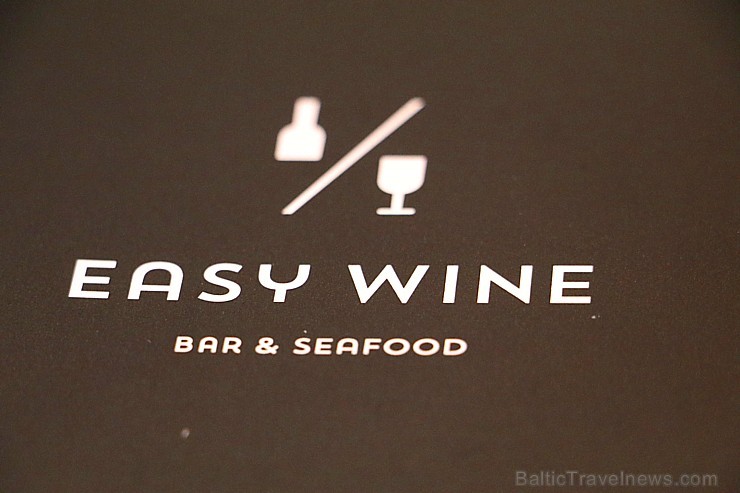 Travelnews.lv apmeklē restorānu - vīna bāru «Easy Wine» starptautiskajā lidostā «Rīga»
