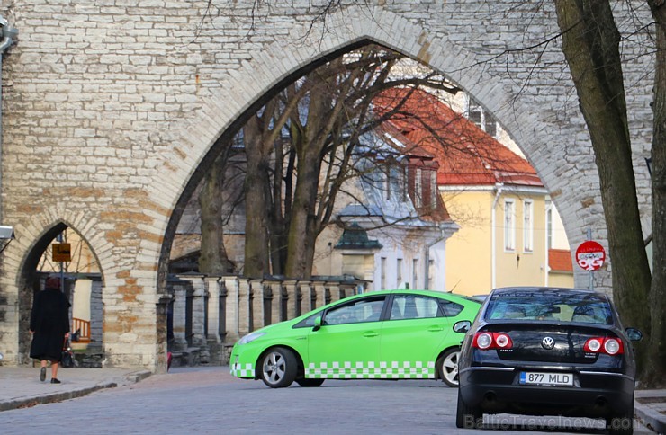 Tallinas pilsētas torņi pievilina ārvalstu ceļotājus. Atbalsta: Hotel Schlössle 221208