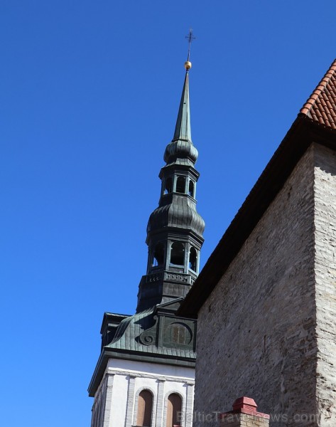 Tallinas pilsētas torņi pievilina ārvalstu ceļotājus. Atbalsta: Hotel Schlössle