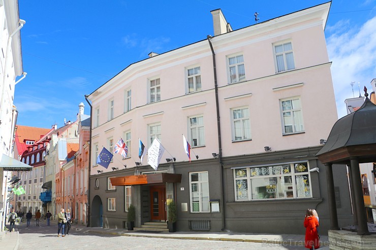 Travelnews.lv iepazīst Tallinas 5 zvaigžņu viesnīcas «Hotel St. Petersbourg» viesmīlību. Atbalsta: Hotel Schlössle 221368