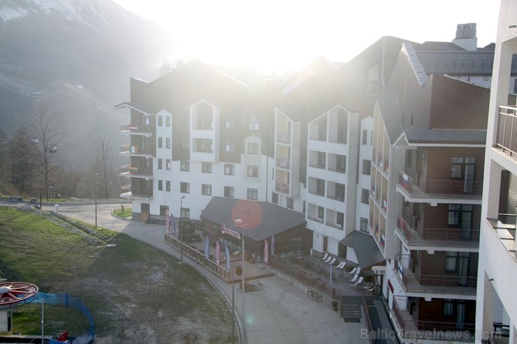 Travelnews.lv izbauda četrzvaigžņu «Rosa Springs» komfortu Sočos 221658