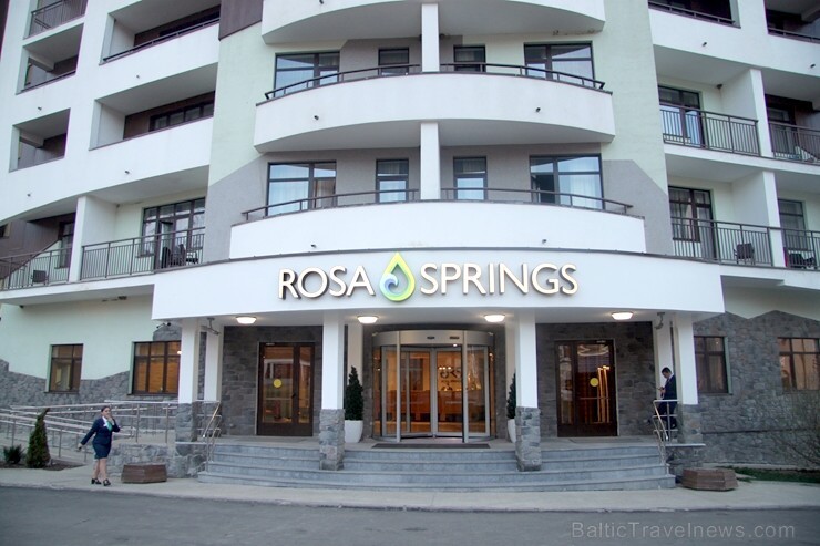 Travelnews.lv izbauda četrzvaigžņu «Rosa Springs» komfortu Sočos 