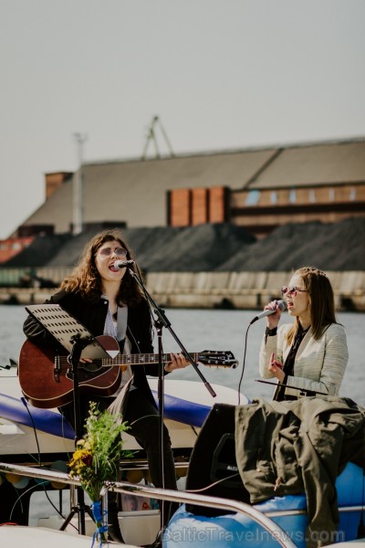 Ventspilī aktīvo sezonu atklāj atpūtas kuģītis «Hippo Campus»