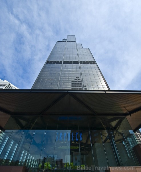 Travelnews.lv apmeklē Čikāgas augstākās ēkas Vilisa torņa skata platformu «Skydeck Chicago». Atbalsta: Finnair 221901