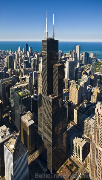 Travelnews.lv apmeklē Čikāgas augstākās ēkas Vilisa torņa skata platformu «Skydeck Chicago». Atbalsta: Finnair 221904