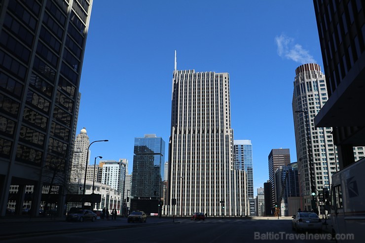 Čikāga pārsteidz tūristus ar debesskrāpju blīvumu un skaitu. 

Atbalsta: Finnair 222045
