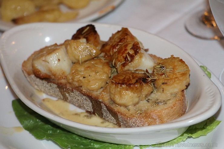 Travelnews.lv iepazīst grieķu restorānu «Santorini» Čikāgā. Atbalsta: Finnair