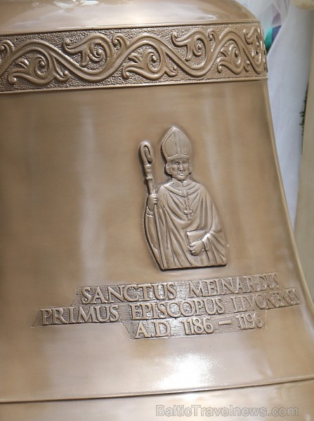 Ikšķilē svinīgi iesvēta Ikšķiles sv.Meinarda Romas katoļu baznīcas zvanu 223338