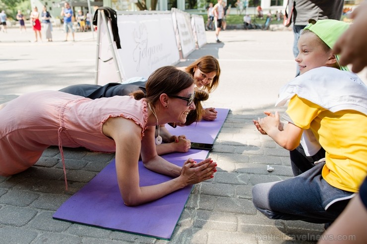 753. dzimšanas dienā Jelgavas iedzīvotāji un viesi varēja baudīt plašu izklaides un kultūras programu 