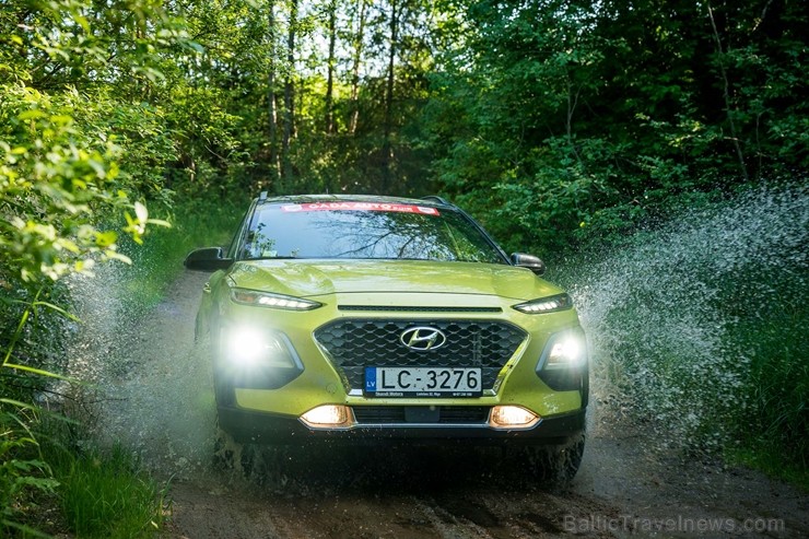 Turaidā izmēģina pirmos 11 «Latvijas Gada auto 2019»  konkursam pieteiktos automobiļus 224383