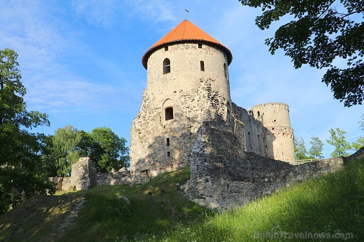 Travelnews.lv pieķer foto mirkļus Latvijas karoga dzimtenē - Cēsīs 225183