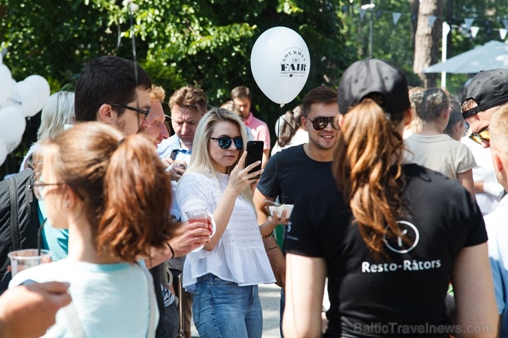 Jūrmalā grandiozi aizvada ielu ēdienu festivālu Gourmet Fair 225913