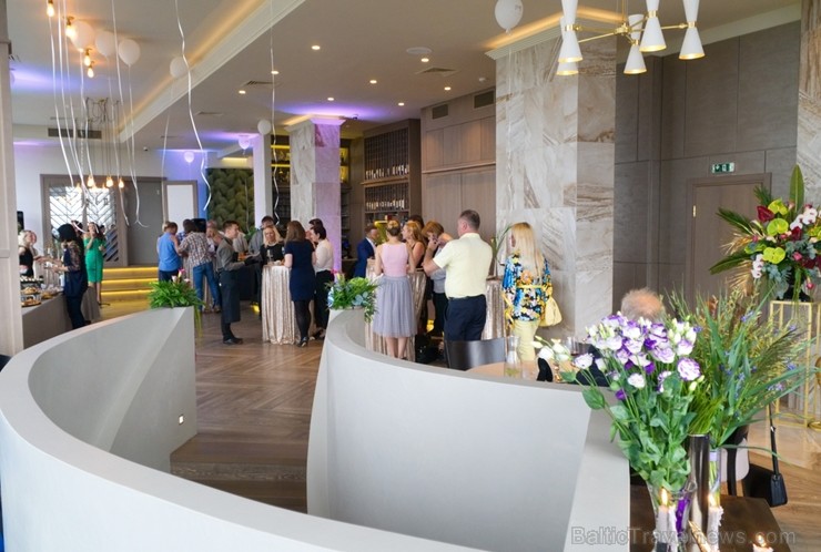 «Bellevue Park Hotel Riga» skaisto jumta terasi «Le Sommet» atklāj ar bagātīgu ballīti 226416
