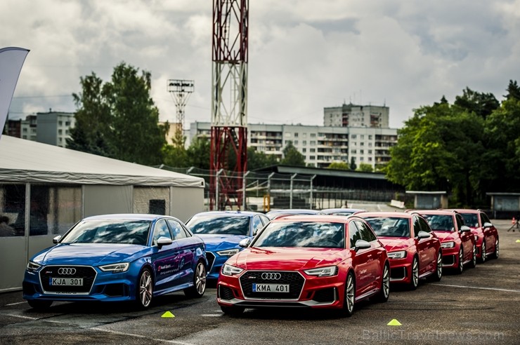 Travelnews.lv izmēģina Audi RS 3 un Audi RS 4 dinamiskās īpašības Biķernieku trasē 226837