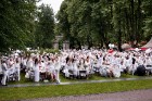 Jau ceturto gadu Rīgā notiek baltais pop-up pikniks «L’elegante Pop-Up Picnic» 50
